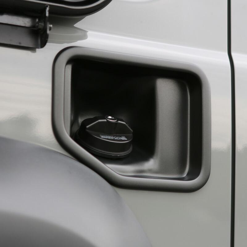 アピオ　APIO　ジムニー JB64 JB74 フューエルインナーカバー APIO アピオ ABSフューエルインナーカバー ブラック ジムニー