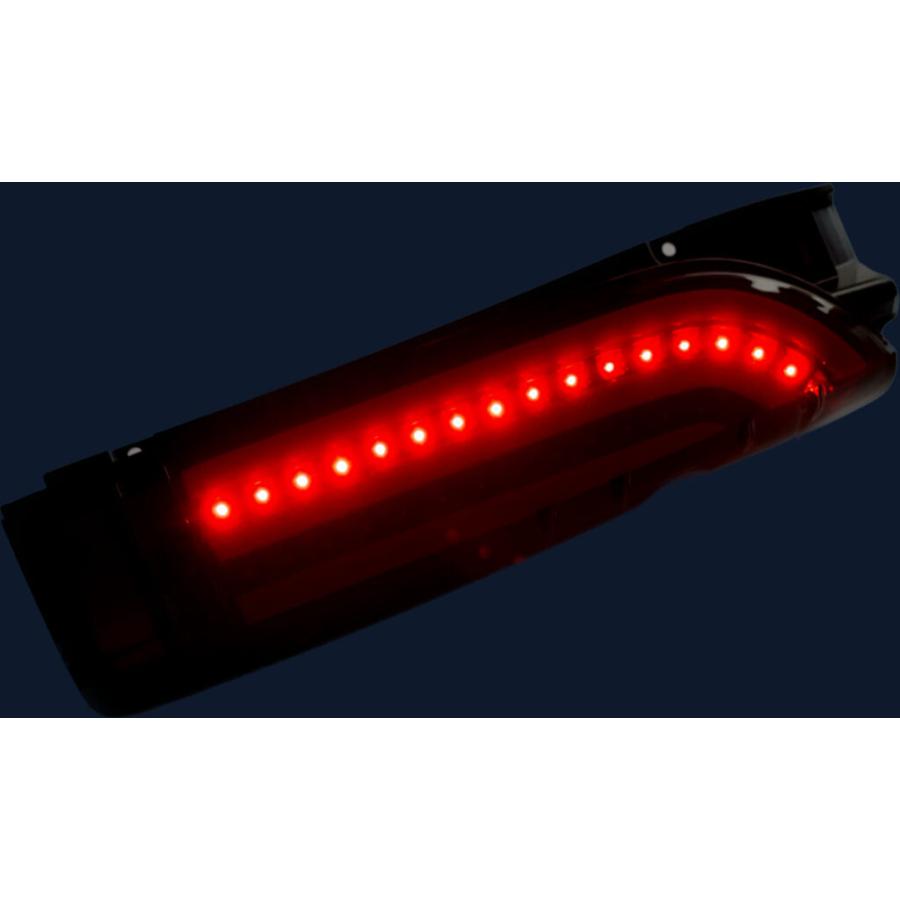 ハイエース　クリアワールド　スモークテールランプ クリアワールド チューブフルLEDテールランプ type2 流れる