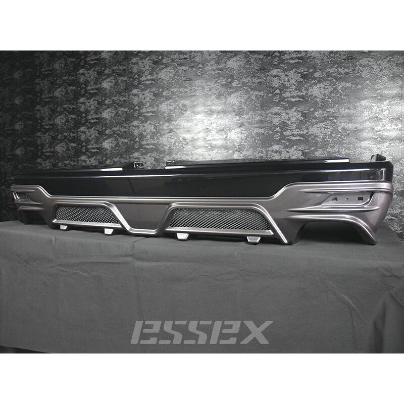 【新品未開封】CRS ESSEX ナロー用 QUATTRO リアバンパー ABS製 ブラック(209)/ シルバー ハイエース 200系 ESSEX（エセックス） CRS ESSEX ナロー用 QUATTRO リアバンパー ABS製
