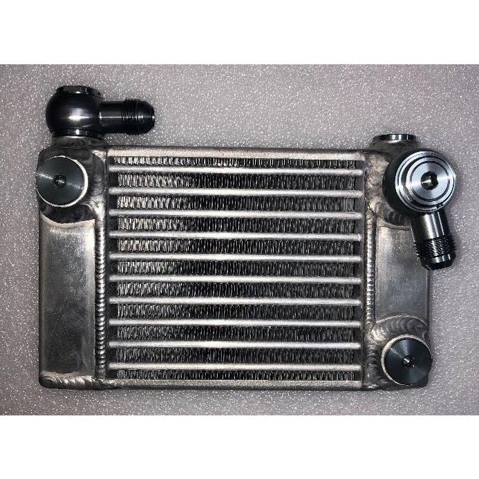 HPI EVOLVE サイドタンク式 オイルクーラーキット W4 右リアフェンダー