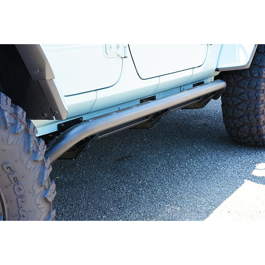 ジープ　JLラングラー　サイドステップ 楽天市場】【 JEEP 純正 】サイド ステップ JL ラングラー 2ドア