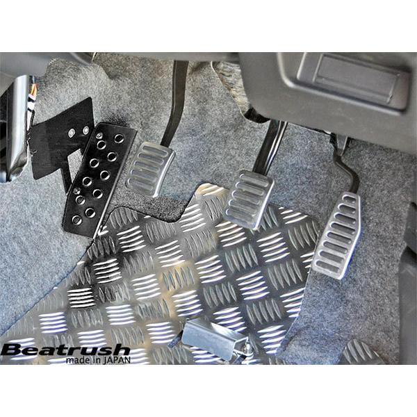 新品　LAILEレイル　ドライバー　フットレスト　アルトワークス　HA36S　黒 LAILE レイル ドライバーフットレスト ブラック アルトワークス HA36S