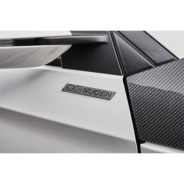 MUGEN 無限 カーボンエンブレム フリード / フリード+ GB5 GB6 GB7 GB8 2022/7〜2024/6の画像