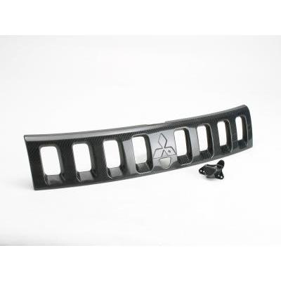 いっくん　デリカD5 X-fang カーボンセンターグリル X-Fang カーボンセンターグリル デリカD:5 CV1W CV5W H19.1〜R1.10 4WD