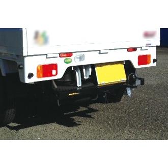 新品未使用　日本製　DA63T　ヒッチメンバー　コネクター付　スズキ　キャリイ 改良版 スズキ DA16T DA63T キャリイ シャックル付き