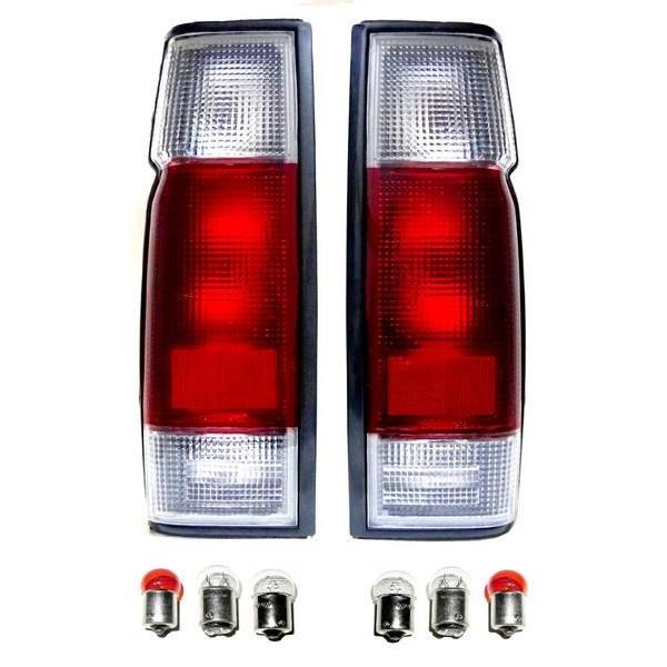 ダットサン D21 系 リア クリア コンビ テールランプ 左右 セット