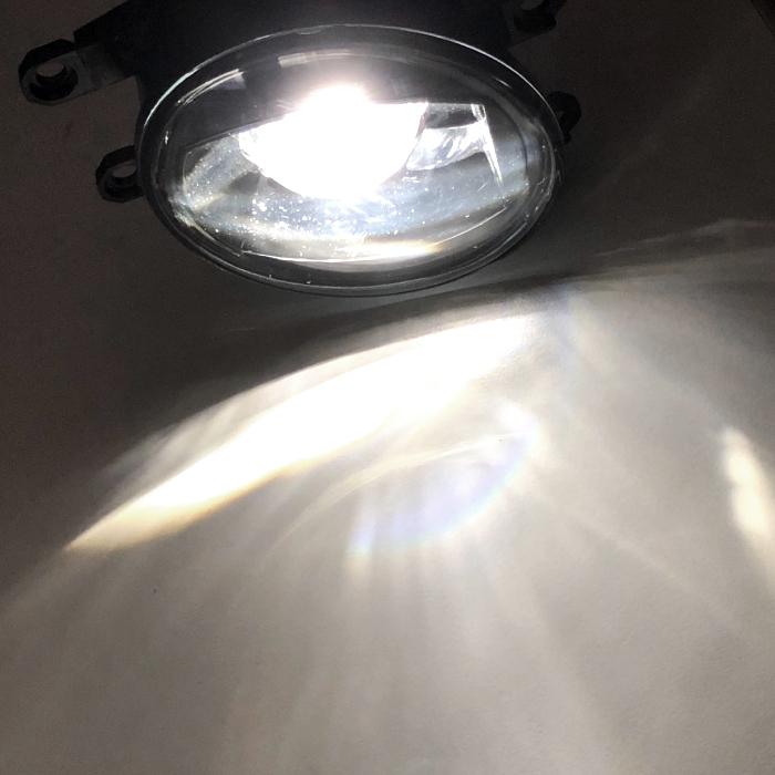 トヨタ 汎用 流用 丸型 丸灯 フロント 白 LED フォグランプ