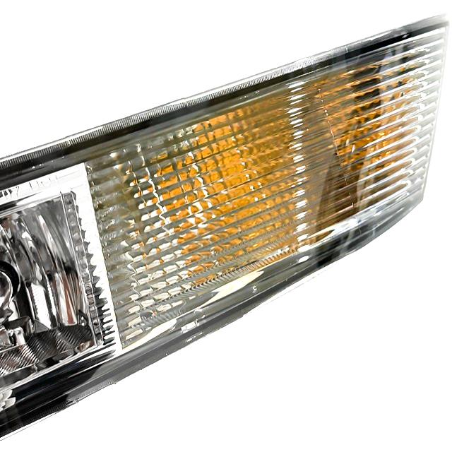 99Ｙ00Ｙ キャデラックエスカレード デナリ用 パークライト　新品 キャデラック エスカレード 07y- 純正タイプ フロント フォグランプ 右