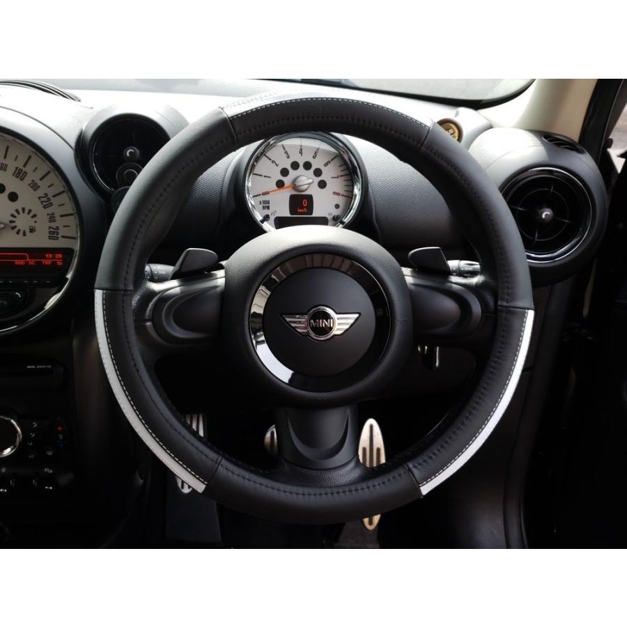 ハンドルカバー ホワイトライン リアルレザー 本革 牛革 ステアリングカバー パンチング 汎用サイズ 交換 滑り止め Sサイズ 36cm 37cm程度に適合 Whiteline Handlecover 1 Auto Parts Osaka 通販 Yahoo ショッピング