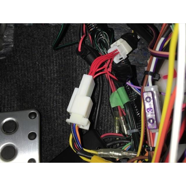 スイッチ押し太朗【オートブレーキホールド用電源カプラーオン スイッチ押し太朗【オートブレーキホールド用電源カプラーオン