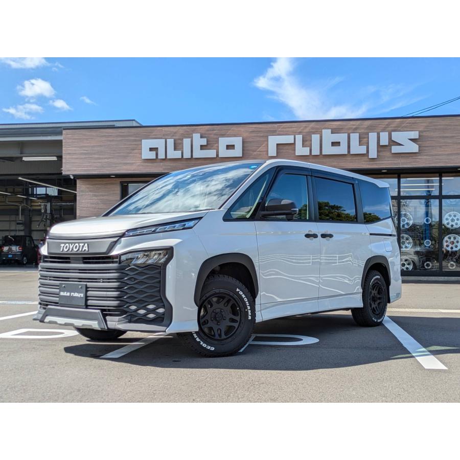 いた　トヨタヴォクシー 90系　GRフロントバンパーガーニッシュ ヴォクシー 90系 GRフロントバンパーガーニッシュ (グリル