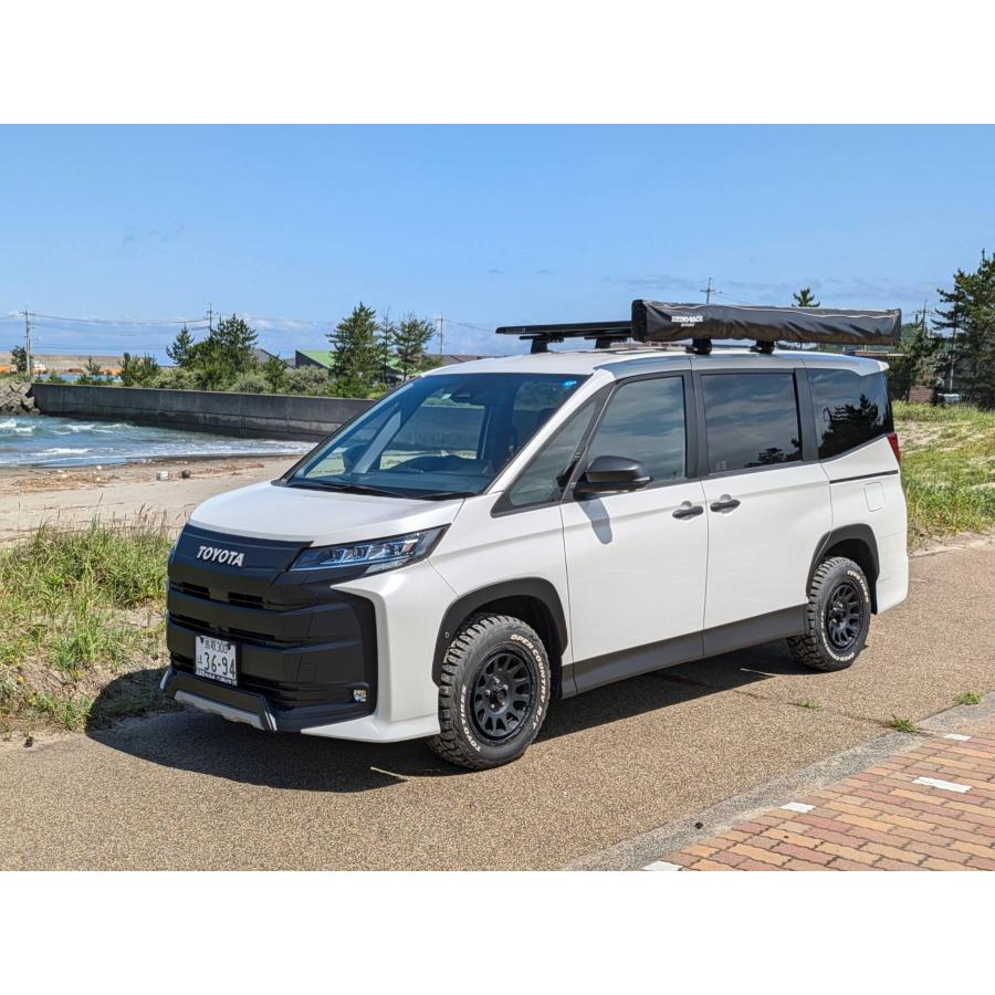 90系ノア専用 フロントグリル FRP TOYOTAエンブレム付 オート