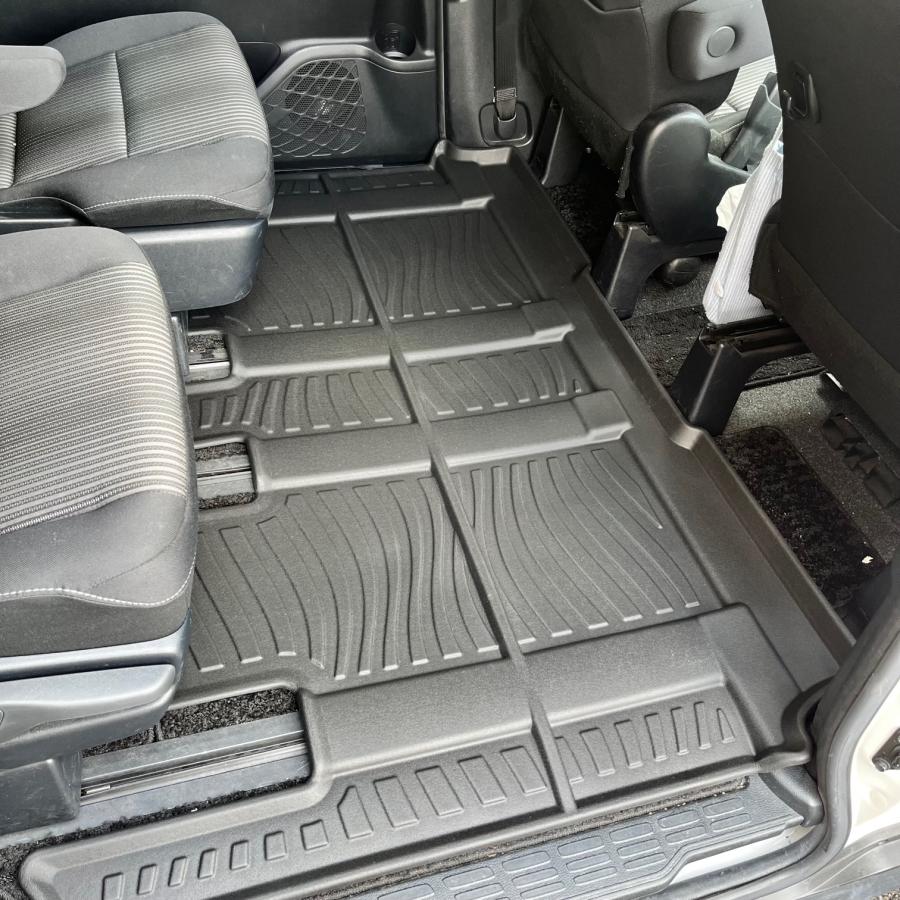 在庫有・即納可】ノア ヴォクシー エスクワイア 2列目 3Dフロアマット