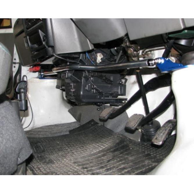 カワイ製作所 キャリイトラック DA52T DA62T用 フロントストラットバー
