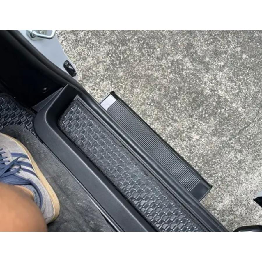 デアリヴリドガルド デアリブラックルシファー 調整パーツ付 スリーブ有 LANDLIC ランドリック サイドステップ リア用 LANDー3D5EXー008