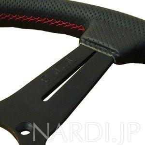 NARDI タイプA ブラックパンチングレザー＆ブラックスポーク レッド