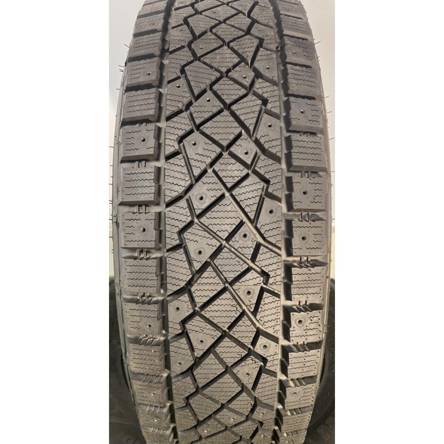 ラングラー　スタッドレスタイヤセット　4本　265 70 R17 在庫有 スタッドレスタイヤ 4本 2022年製 265/70R17 115T 17インチ