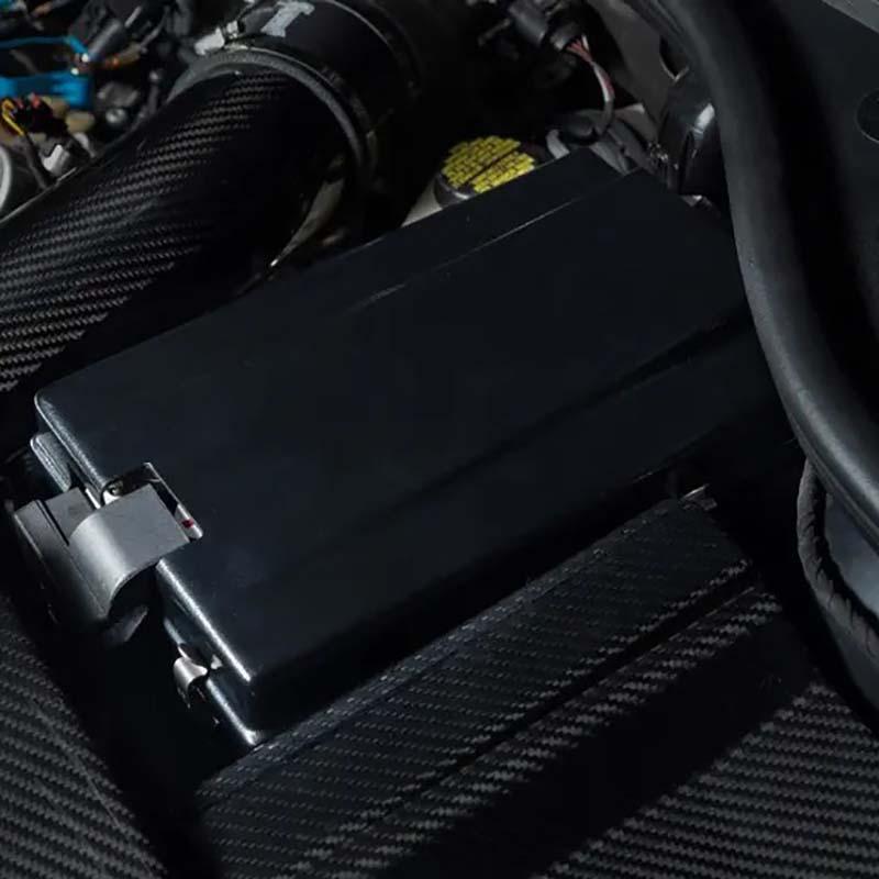 フォルクスワーゲン ゴルフ8GTI／R マットブラック・バッテリーカバー