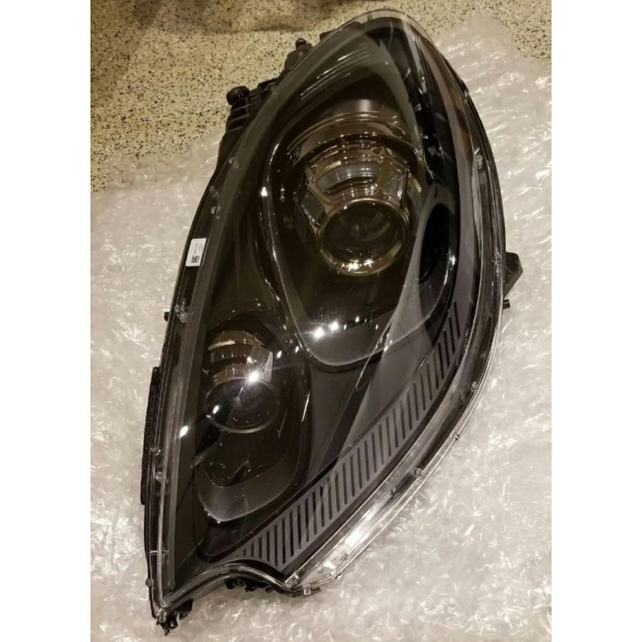 ポルシェ純正】ポルシェ 95B.1マカン RHD バイキセノン ヘッドライト