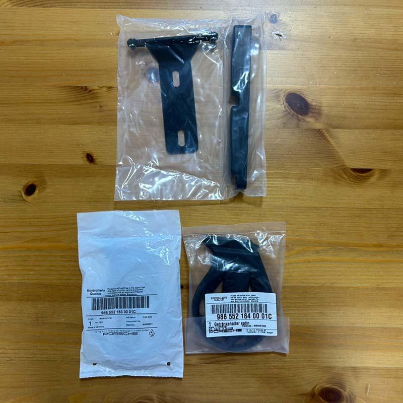 ポルシェ 964／993用ダブルカップホルダー ドリンクホルダーキット