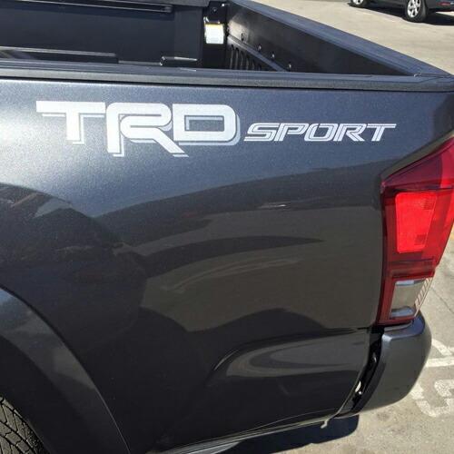 TRD USトヨタ 純正品 TOYOTA タコマ ”TRD SPORT” デカール/ステッカー