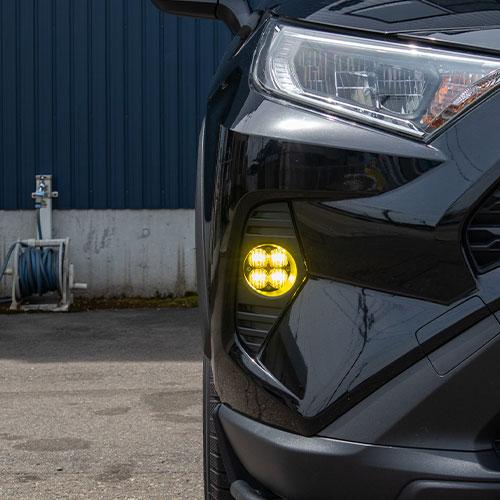 LED フォグライト キット トヨタ RAV4 2018年以降現行 Squadron LED フォグライト キット トヨタ RAV4 2018年以降現行 Squadron