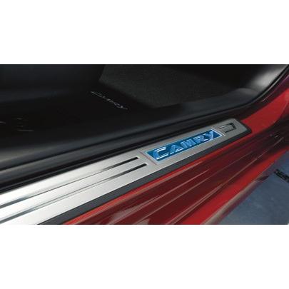 カムリ USトヨタ 純正品 TOYOTA AVV50型用 LED付ドアシルプロテクター