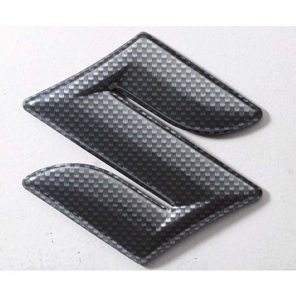 Suzuki Sマーク カーボン調エンブレムカバー80mm Mサイズ 0000r 05b13 005 オートリメッサyahoo 店 通販 Yahoo ショッピング