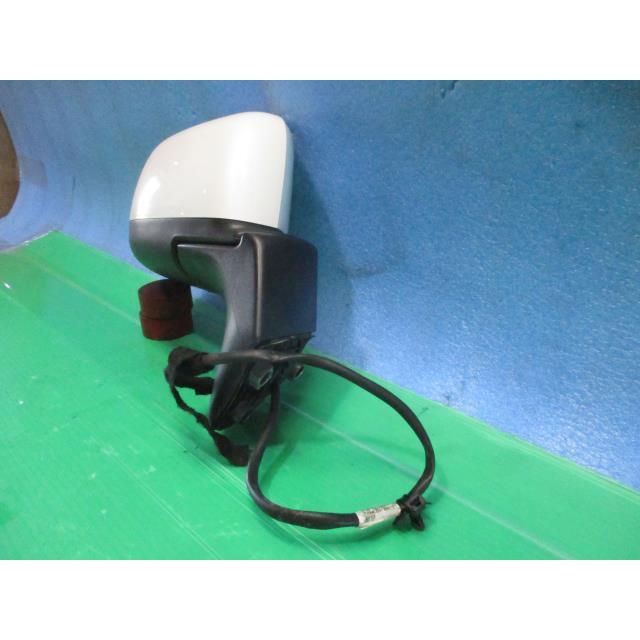 ノート DBA-E12 電動格納式 右ドアミラー QAB 96301-3VAOD 427898 