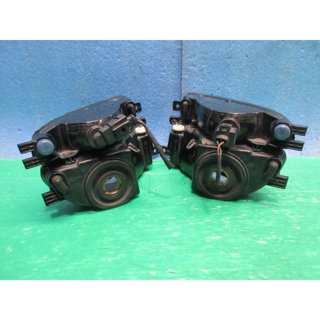VW ザ・ビートル DBA-16CBZ 左右フォグ 左右セット 430587