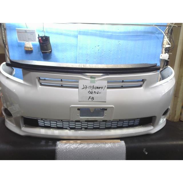 ヴォクシー DBA-ZRR70G フロントバンパー カラー/ 070 52119