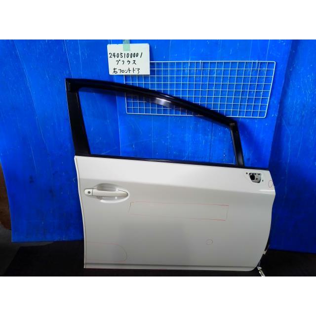 プリウス DAA-ZVW30 右フロントドア カラー/ 070 67001-47070 439359