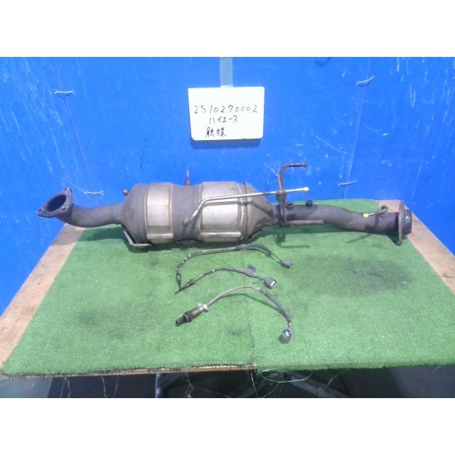 ハイエース LDF-KDH201V 触媒 17410-30330 446330 : オート商会 - 通販