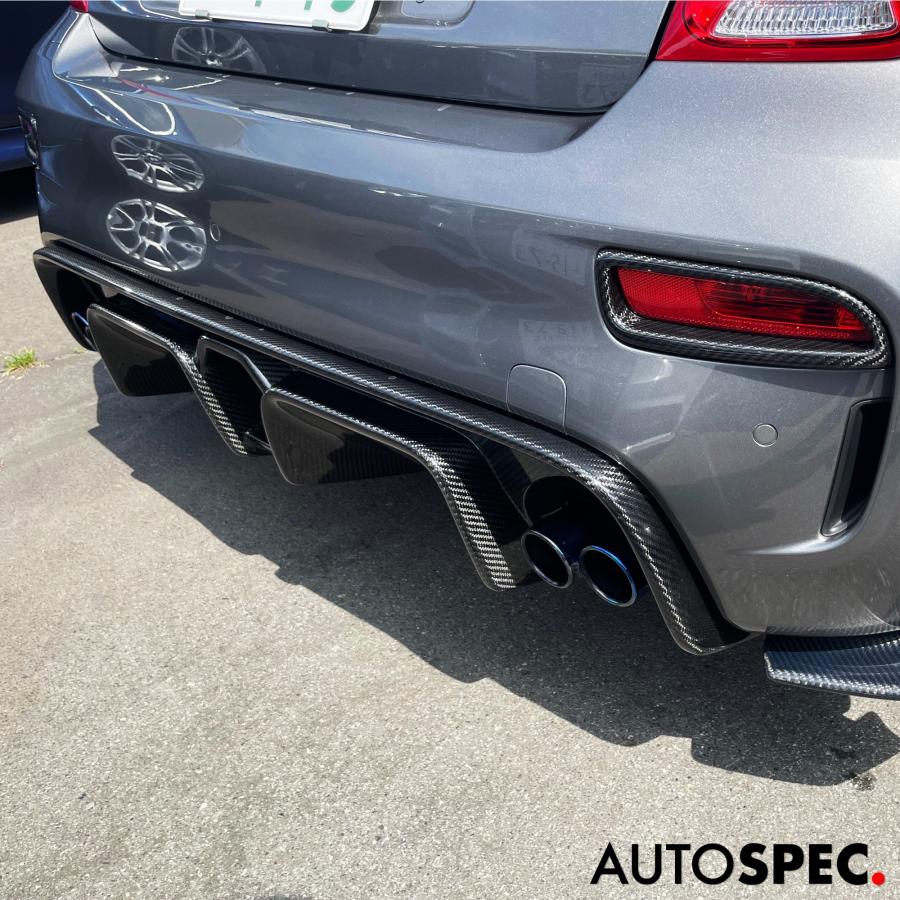 アバルト（ABARTH） THREEHUNDRED カーボンリアディフューザー 595 695