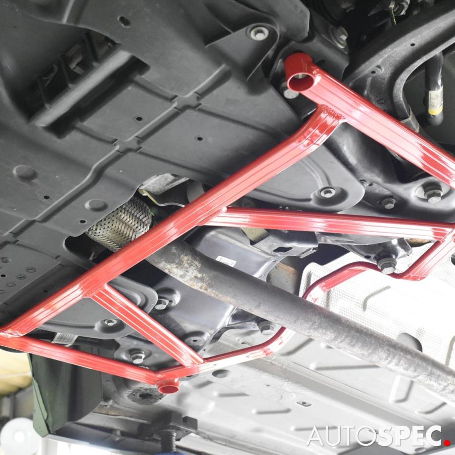 アバルト（ABARTH） ABARTH 500 595 695 フロント フロアブレース 操作