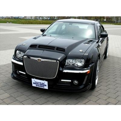 クライスラー 300C FRPエアロボンネット 塗装済み : オートスタイル