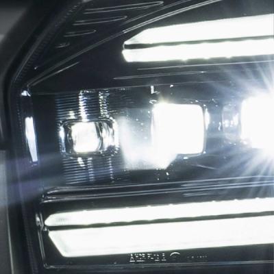 ヴァレンティ（VALENTI） 200ハイエース用ジュエルヘッドランプULTRA 3
