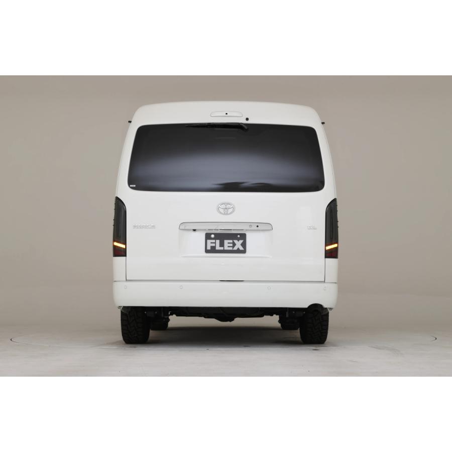 ハイエース　社外テールランプ フレックス ハイエース NEO TRACE LEDテールランプ SMOKE【車両情報