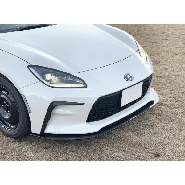 【最安値挑戦中】 GR86 ZN8 8mmモデルフロントアンダースポイラー グロスブラック 【Q1074946332】(37573円)