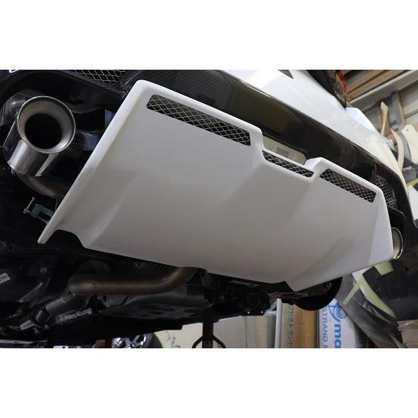 GR ヤリス 専用 センターディフューザー FRP製 :266784703979060702:AutoVillage オートヴィレッジ - 通販 - Yahoo!ショッピング GR ヤリス 専用 センターディフューザー FRP製 :266784703979060702:AutoVillage オートヴィレッジ - 通販 - Yahoo!ショッピング
