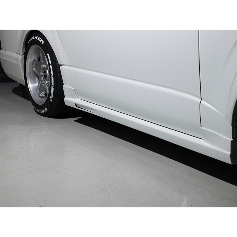 エセックス ハイエース 200系 標準ボディ LEGARE サイドステップ【個人