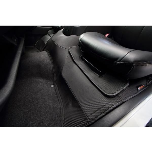 ユーアイビークル 3Dラバー エンジンルームカバー フロント用