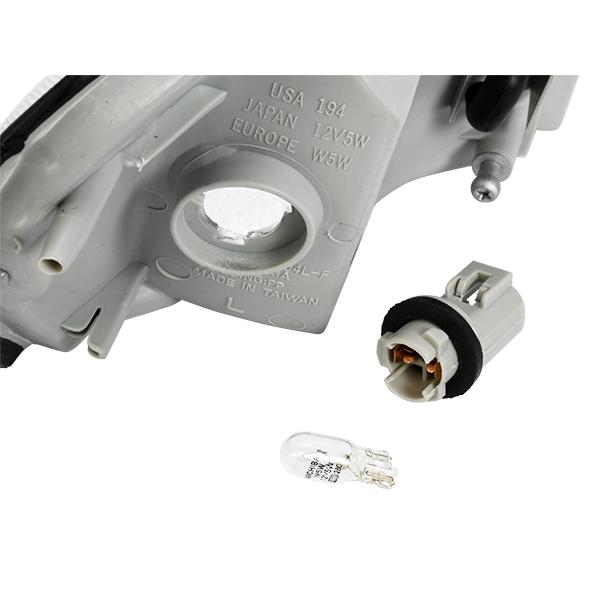 純正　フロントウィンカー スバル インプレッサ WRX/STi GC8型 SUBARU（スバル） インプレッサ GC8 STi WRX RA リミテッド フロント