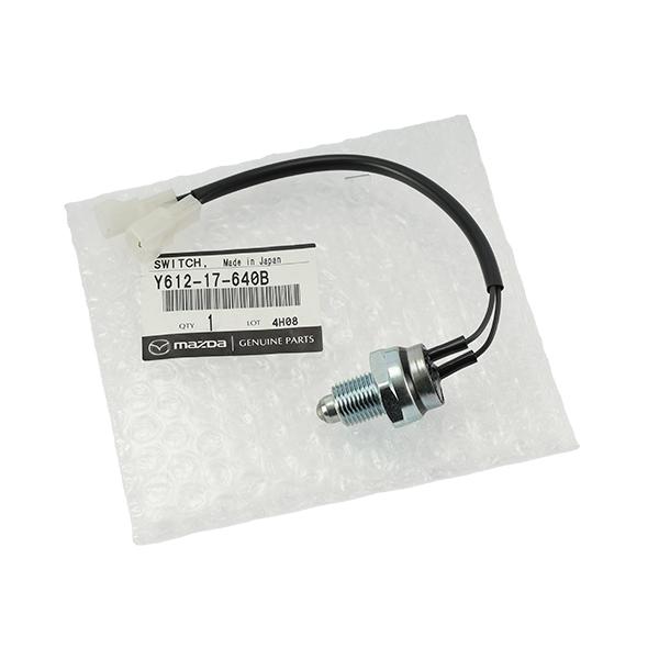 マツダ純正ニュートラルスイッチ Ｙ612-17-640B マツダ（Mazda） 純正 RX-8SE系 SE8P トランスミッションセンサー