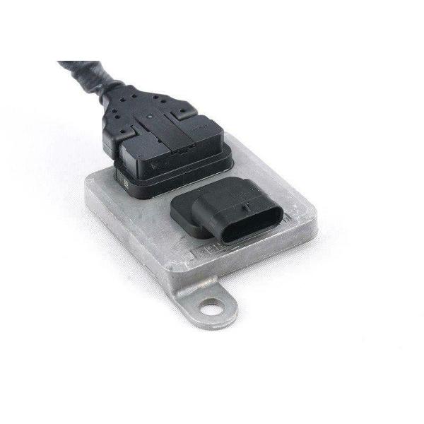 Mercedes-BenzNOX センサー 新品未使用 centpiashop_0009056104-ed03