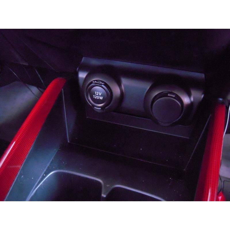 スイフト スイフト＆スイフトスポーツ コンソールパネル用USBソケット