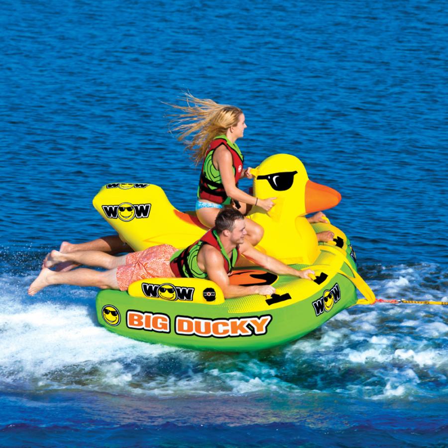 【訳あり品】 トーイングチューブ 3人乗り バナナボート WOW (ワオ) ビッグダッキー 3点セット ロープ・ハンドポンプ付 【CE1231178329】(43036円)