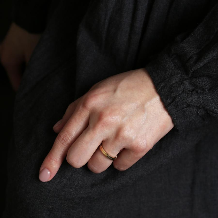 ブロック リング 指輪 レディース K10 K18 Pt900 ゴールド プラチナ 地金 ギフト プレゼント  Align Ring Narrow | Avaron | 07