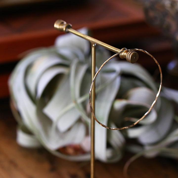 ツイスト バングル ゴールド スパイラル ねじり k10 k18 pt900 地金 レディース 細身 シンプル ギフト プレゼント  Torquent Bangle | Avaron | 15