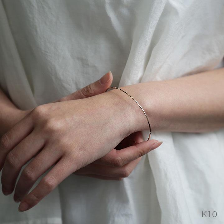 ツイスト バングル ゴールド スパイラル ねじり k10 k18 pt900 地金 レディース 細身 シンプル ギフト プレゼント  Torquent Bangle | Avaron | 06